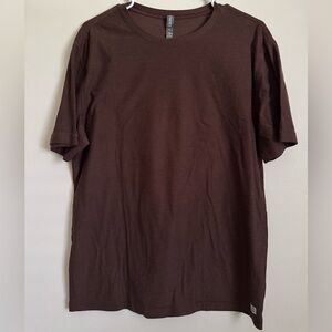 Vuori Men’s Current Tech Tee Medium